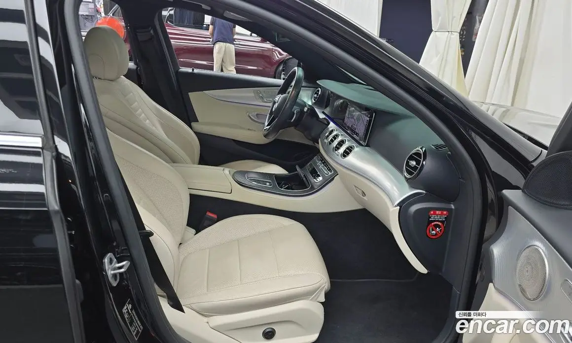 Mercedes-Benz E-Class 2021 2.0 автомат (гидро), фото 16 Mercedes-Benz E-Class 2021 2.0 автомат (гидро), фото 16