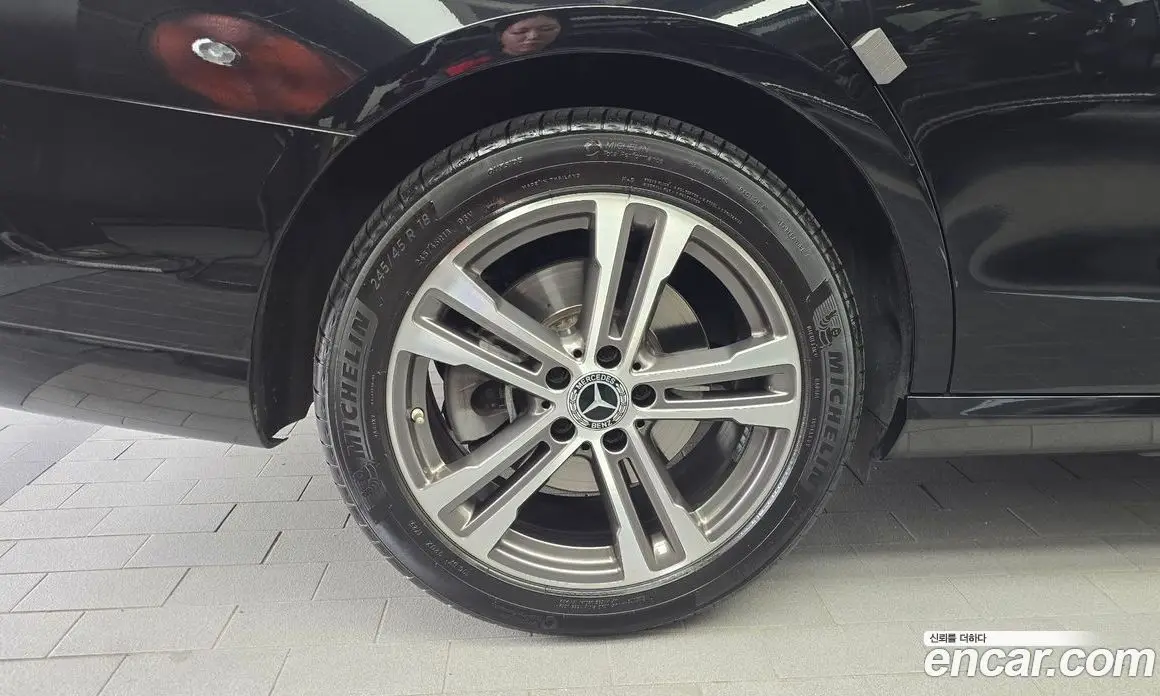 Mercedes-Benz E-Class 2021 2.0 автомат (гидро), фото 5 Mercedes-Benz E-Class 2021 2.0 автомат (гидро), фото 5
