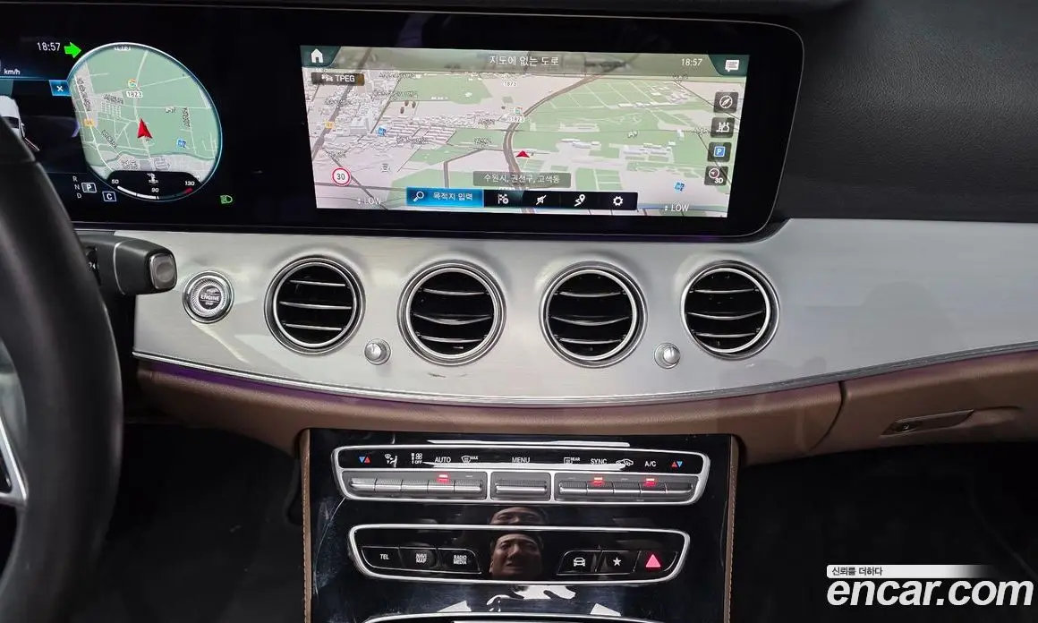 Mercedes-Benz E-Class 2021 2.0 автомат (гидро), фото 19