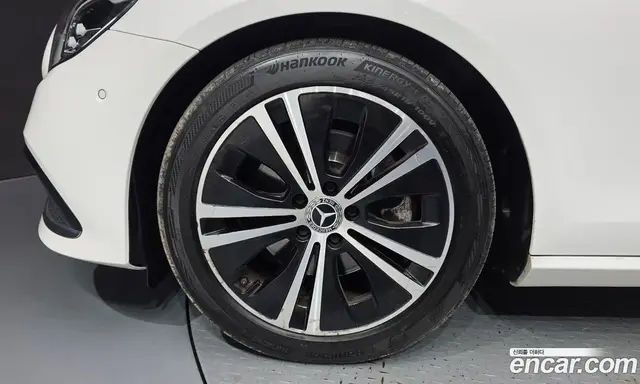 Mercedes-Benz E-Class 2021 2.0 автомат (гидро), миниатюра 5