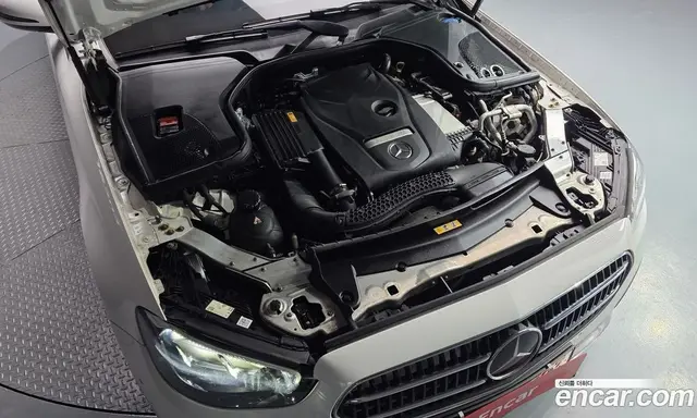 Mercedes-Benz E-Class 2021 2.0 автомат (гидро), миниатюра 6