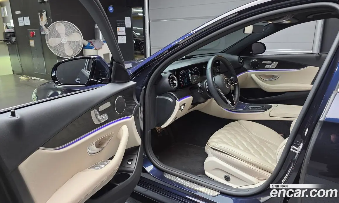 Mercedes-Benz E-Class 2023 2.0 автомат (гидро), фото 13