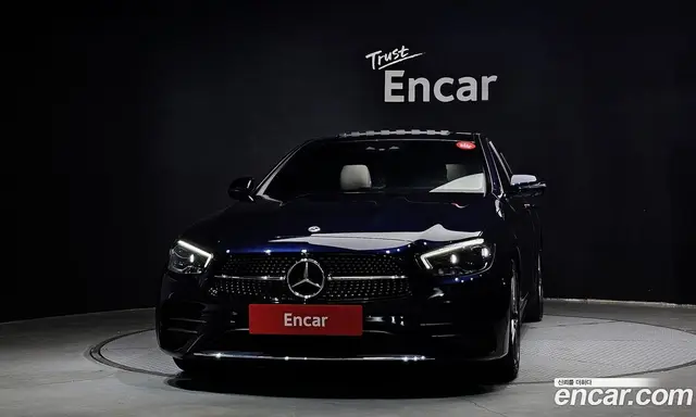 Mercedes-Benz E-Class 2023 2.0 автомат (гидро), миниатюра 3