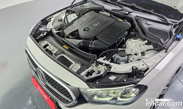 Mercedes-Benz E-Class 2025 2.0 автомат (гидро), миниатюра 5 Mercedes-Benz E-Class 2025 2.0 автомат (гидро), миниатюра 5