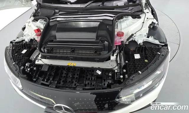 Mercedes-Benz EQE 2023 0.3 автомат (гидро), миниатюра 6 Mercedes-Benz EQE 2023 0.3 автомат (гидро), миниатюра 6