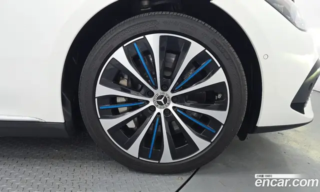 Mercedes-Benz EQE 2023 0.3 автомат (гидро), миниатюра 7 Mercedes-Benz EQE 2023 0.3 автомат (гидро), миниатюра 7