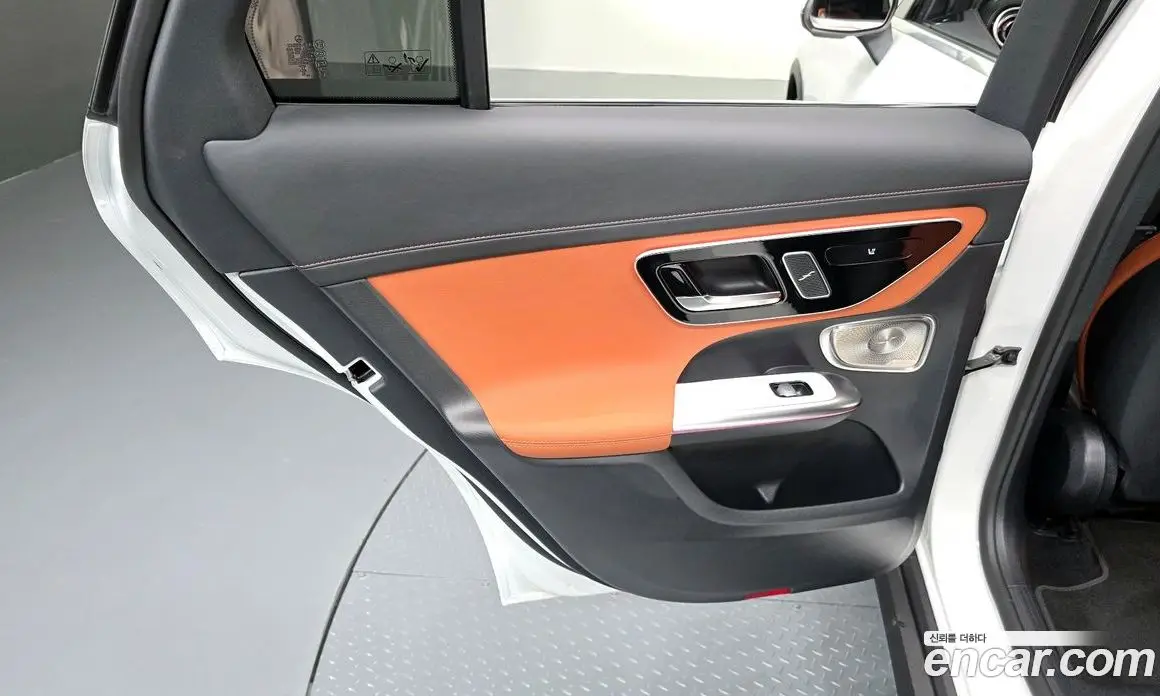 Mercedes-Benz GLC-Class 2025 2.0 автомат (гидро), фото 15