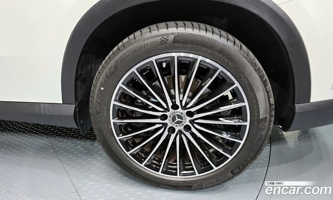 Mercedes-Benz GLC-Class 2025 2.0 автомат (гидро), фото 7