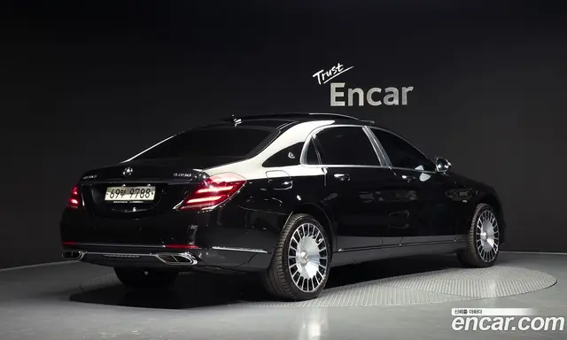 Mercedes-Benz S-Class 2019 6.0 автомат (гидро), миниатюра 2