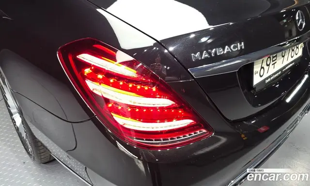 Mercedes-Benz S-Class 2019 6.0 автомат (гидро), миниатюра 9