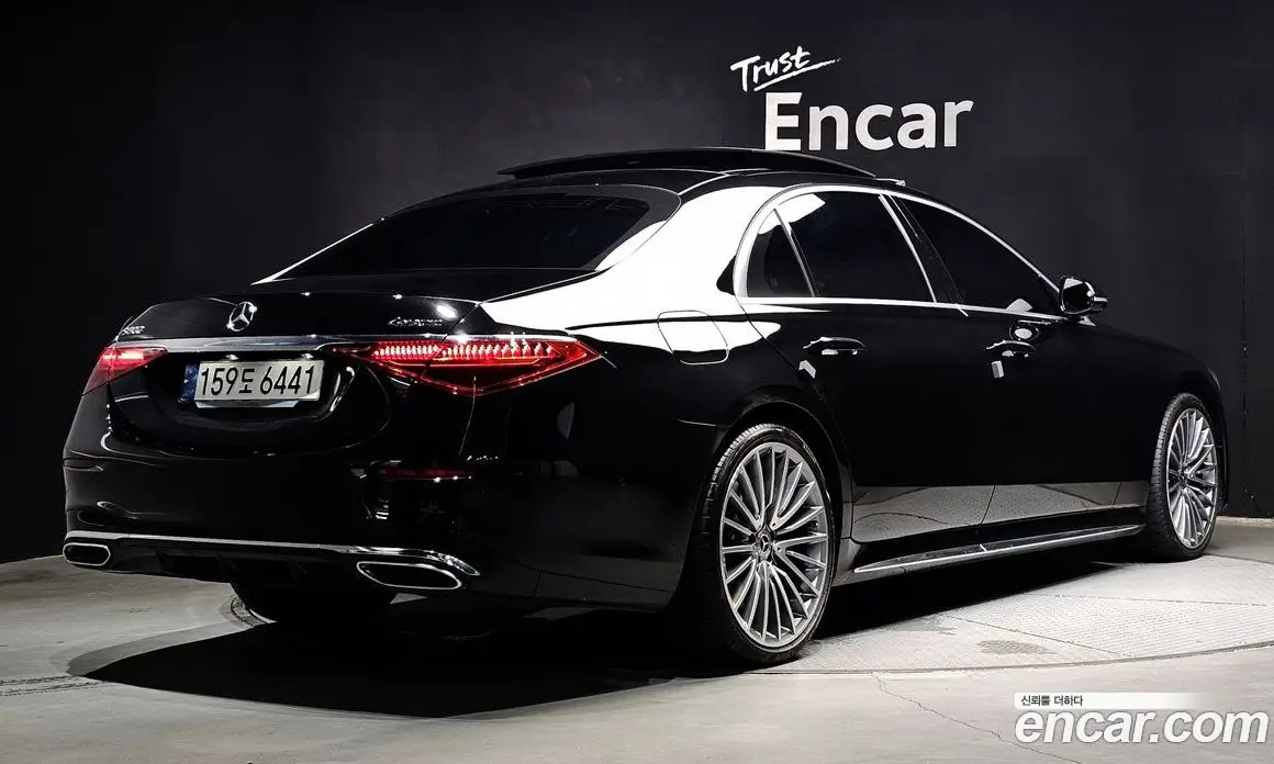 Mercedes-Benz S-Class 2024 3.0 автомат (гидро), фото 2 Mercedes-Benz S-Class 2024 3.0 автомат (гидро), фото 2