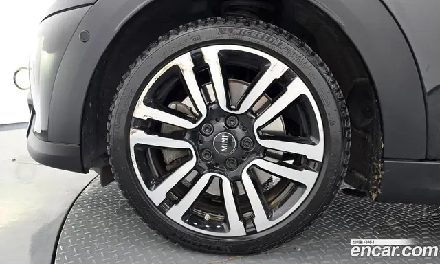 Mini Cooper 2024 2.0 автомат (гидро), миниатюра 5 Mini Cooper 2024 2.0 автомат (гидро), миниатюра 5