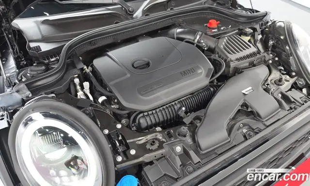 Mini Cooper 2024 2.0 автомат (гидро), миниатюра 6 Mini Cooper 2024 2.0 автомат (гидро), миниатюра 6