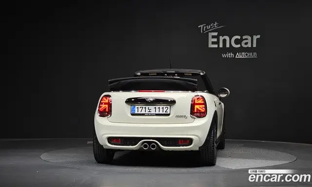 Mini Cooper Convertible 2018 2.0 автомат (гидро), миниатюра 4 Mini Cooper Convertible 2018 2.0 автомат (гидро), миниатюра 4