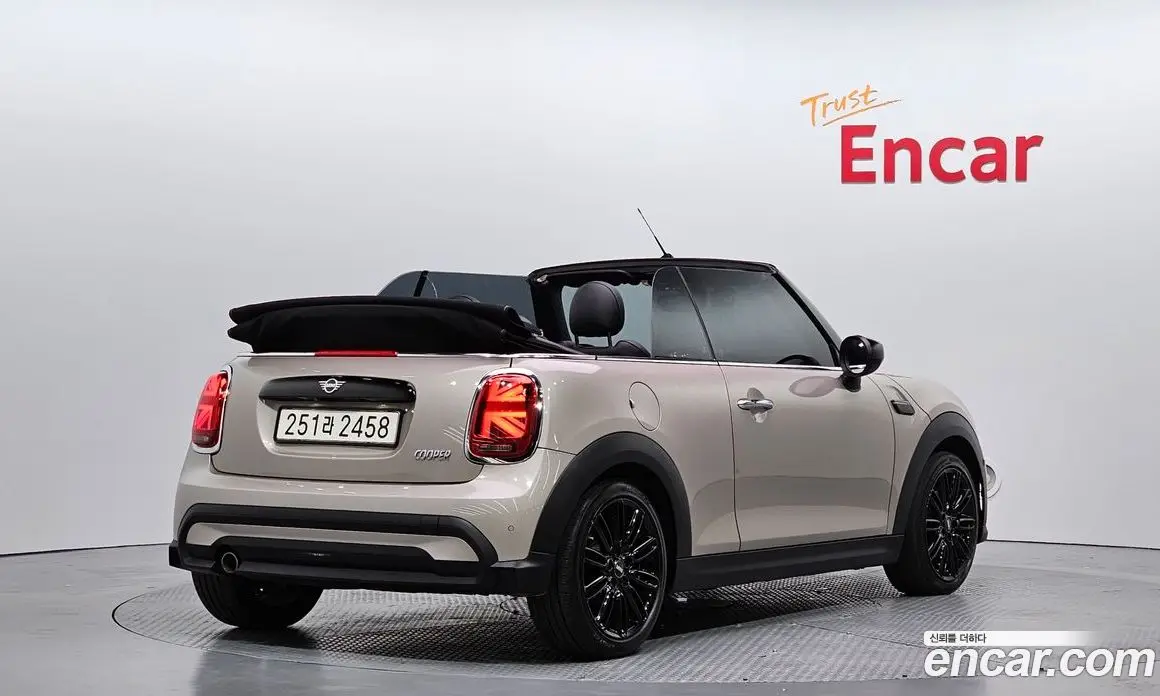 Mini Cooper Convertible 2024 1.5 автомат (гидро), фото 2 Mini Cooper Convertible 2024 1.5 автомат (гидро), фото 2