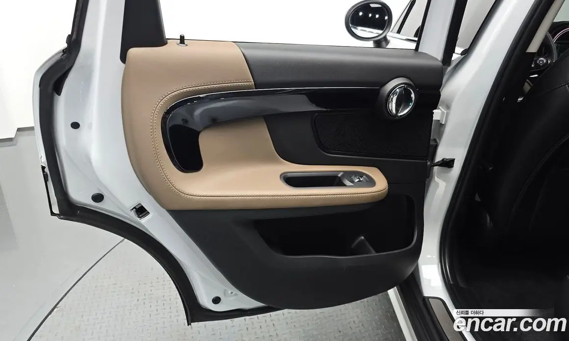Mini Countryman 2018 2.0 автомат (гидро), фото 14 Mini Countryman 2018 2.0 автомат (гидро), фото 14