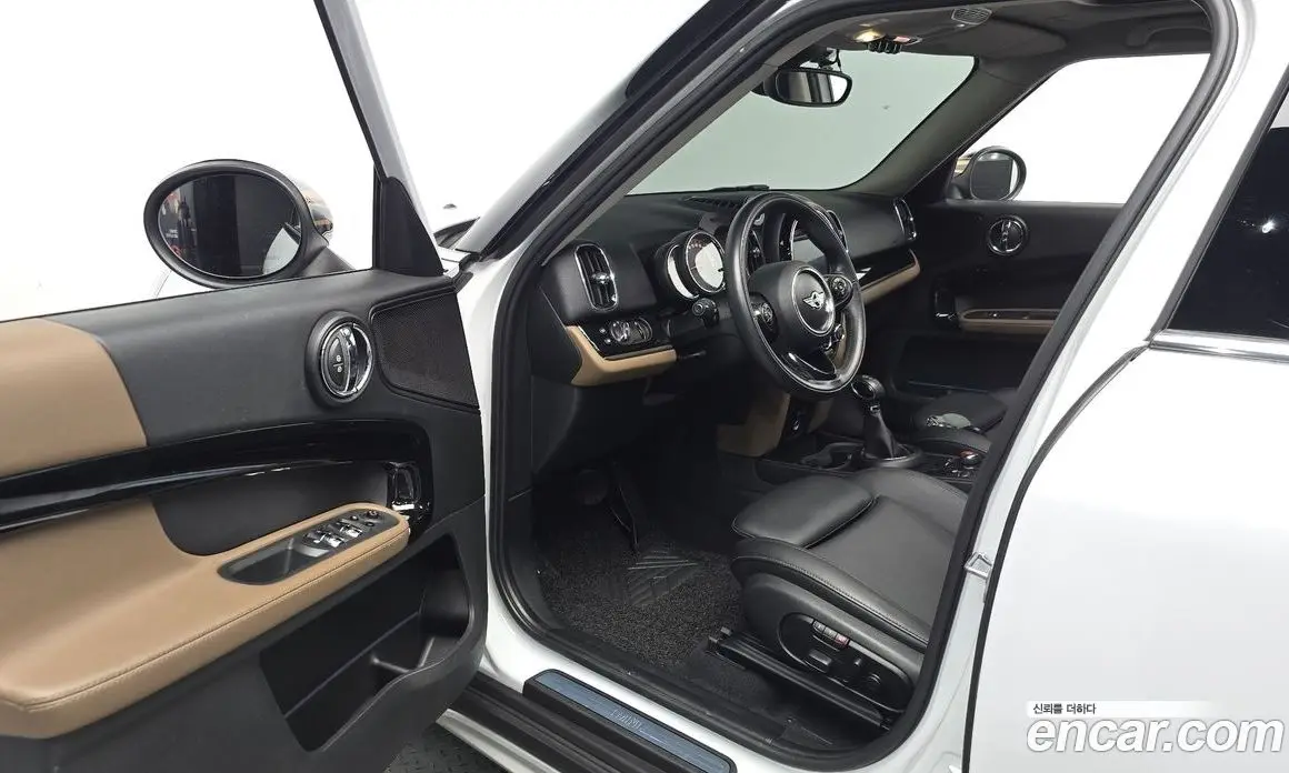 Mini Countryman 2018 2.0 автомат (гидро), фото 15 Mini Countryman 2018 2.0 автомат (гидро), фото 15