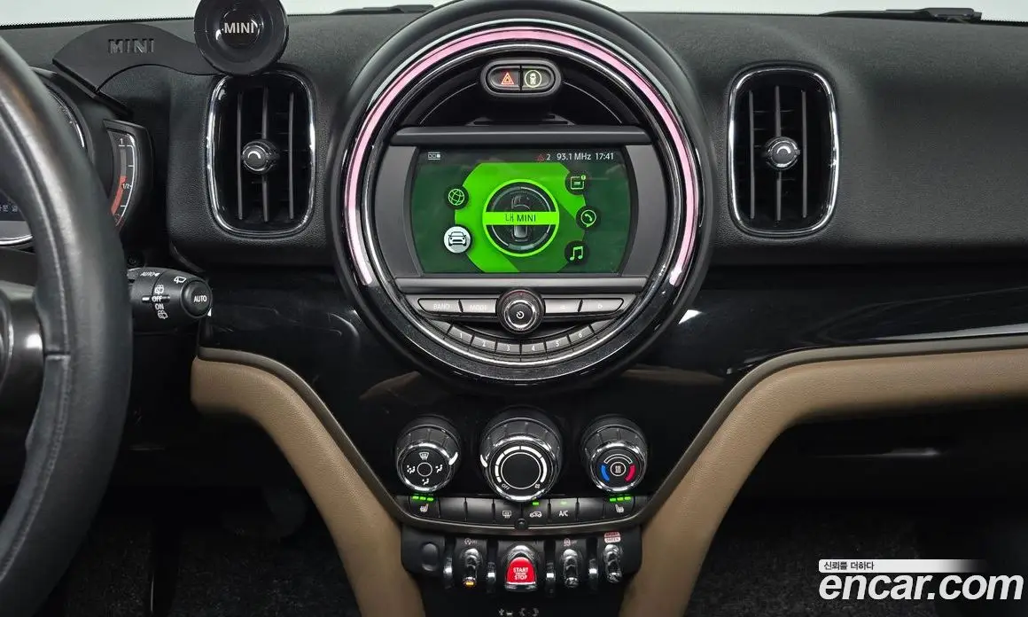 Mini Countryman 2018 2.0 автомат (гидро), фото 19 Mini Countryman 2018 2.0 автомат (гидро), фото 19
