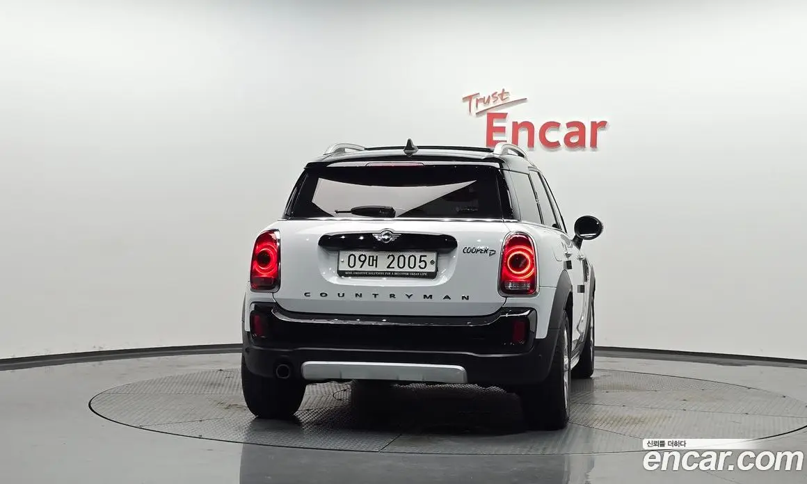 Mini Countryman 2018 2.0 автомат (гидро), фото 3 Mini Countryman 2018 2.0 автомат (гидро), фото 3