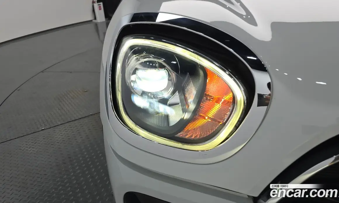 Mini Countryman 2018 2.0 автомат (гидро), фото 7 Mini Countryman 2018 2.0 автомат (гидро), фото 7