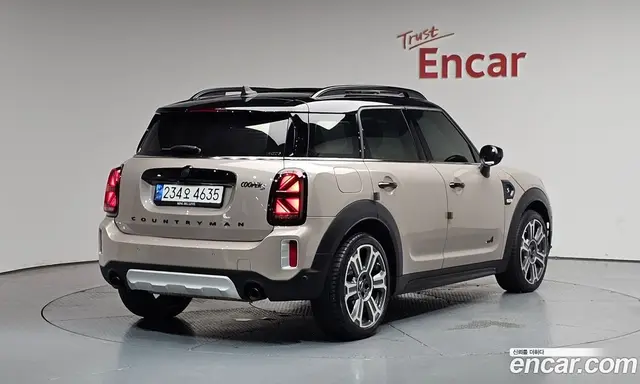 Mini Countryman, 2023, 32 394 км