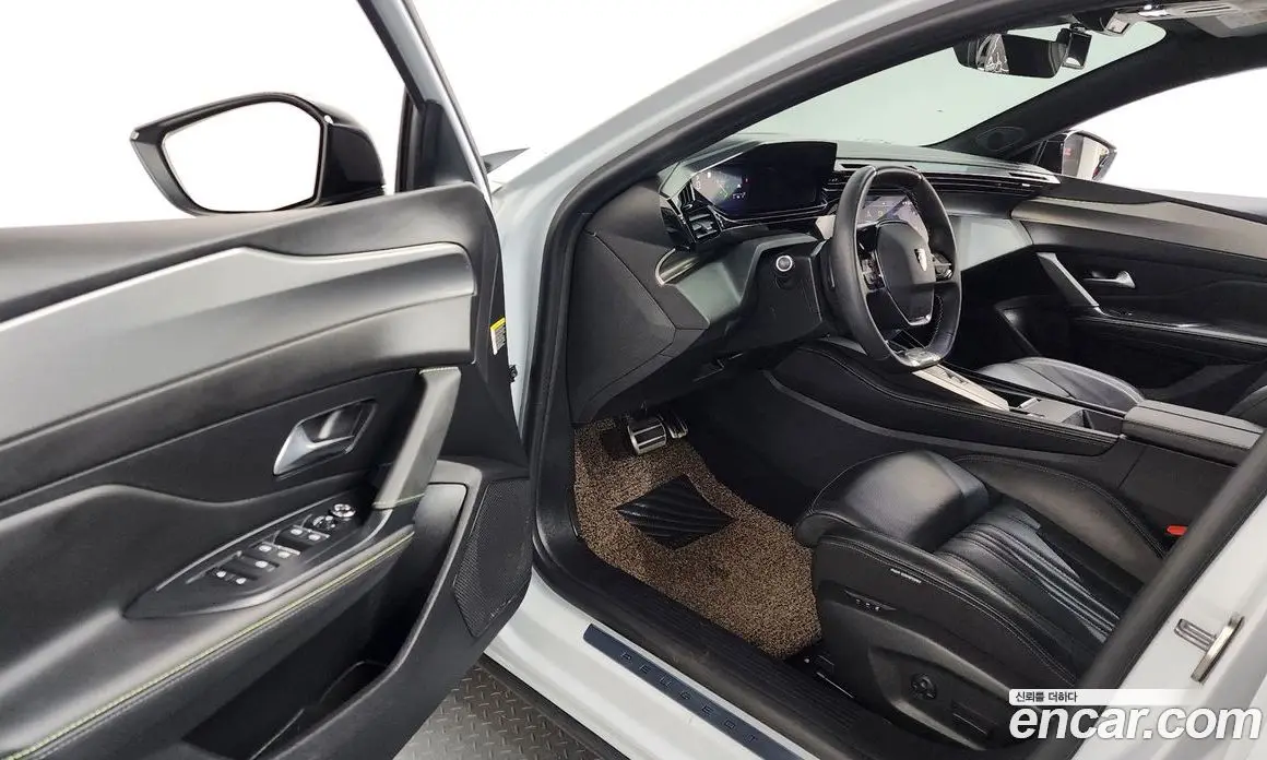 Peugeot 408 2024 1.2 автомат (гидро), фото 13 Peugeot 408 2024 1.2 автомат (гидро), фото 13