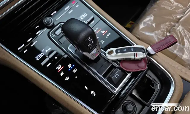Porsche Panamera 2018 3.0 автомат (гидро), миниатюра 12