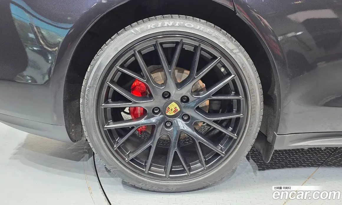 Porsche Panamera 2018 3.0 автомат (гидро), фото 5 Porsche Panamera 2018 3.0 автомат (гидро), фото 5