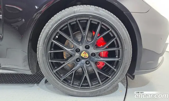 Porsche Panamera 2018 3.0 автомат (гидро), миниатюра 7 Porsche Panamera 2018 3.0 автомат (гидро), миниатюра 7