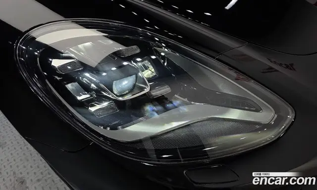 Porsche Panamera 2018 3.0 автомат (гидро), миниатюра 8 Porsche Panamera 2018 3.0 автомат (гидро), миниатюра 8