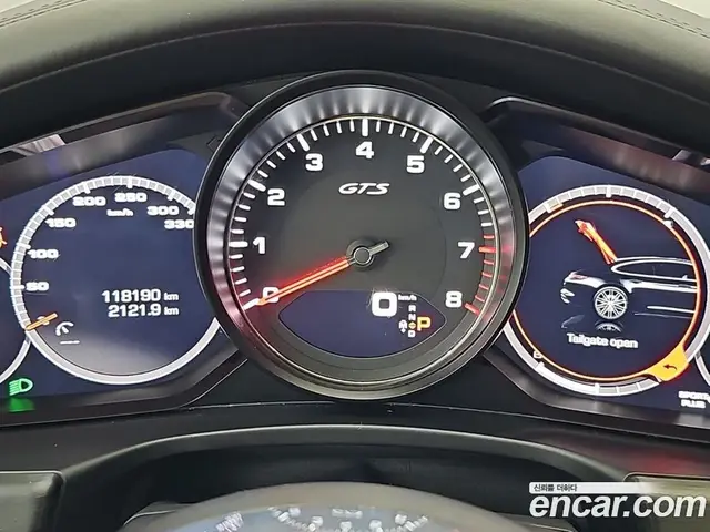Porsche Panamera 2019 4.0 автомат (гидро), миниатюра 6