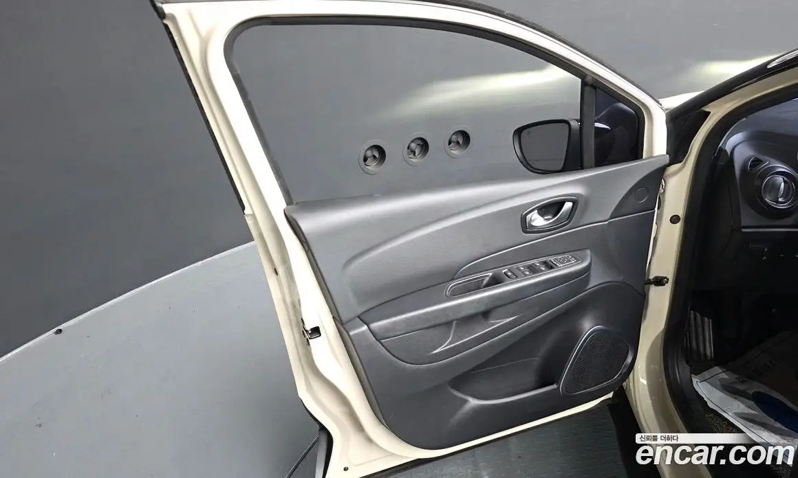 Renault (Samsung) QM3 2018 1.5 автомат (гидро), фото 14