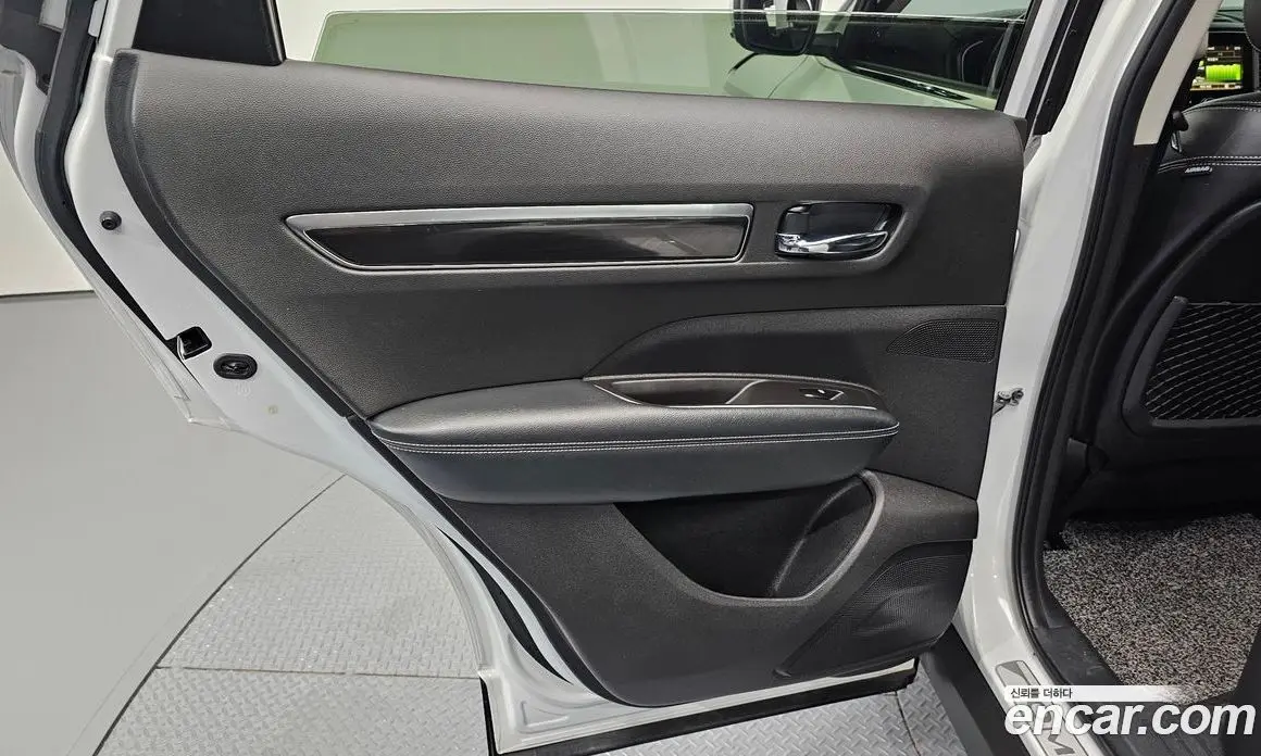 Renault (Samsung) QM6 2017 2.0 автомат (гидро), фото 15 Renault (Samsung) QM6 2017 2.0 автомат (гидро), фото 15