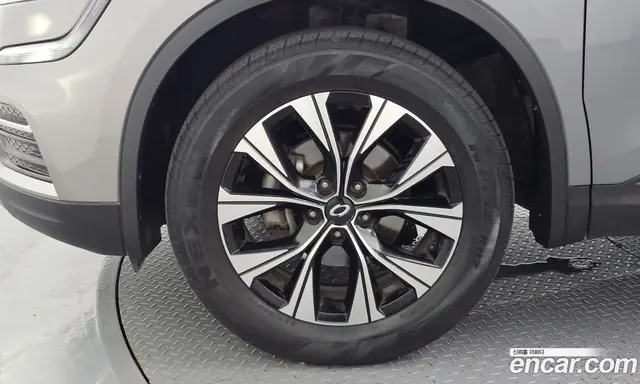 Renault (Samsung) QM6 2022 2.0 автомат (гидро), миниатюра 4 Renault (Samsung) QM6 2022 2.0 автомат (гидро), миниатюра 4