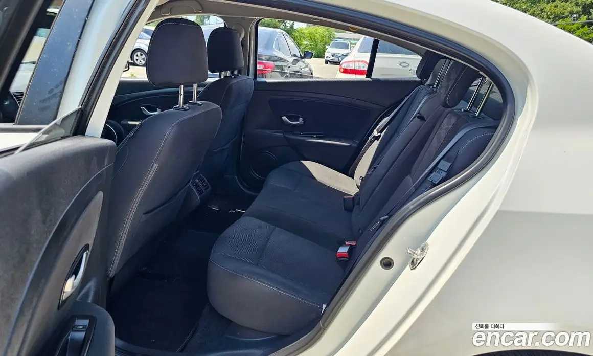 Renault (Samsung) SM3 2015 1.6 автомат (гидро), фото 17