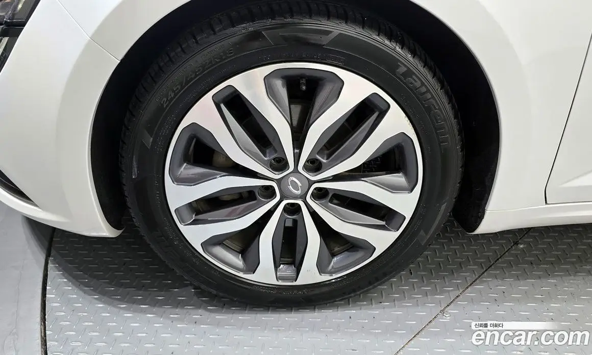 Renault (Samsung) SM6 2016 2.0 автомат (гидро), фото 5 Renault (Samsung) SM6 2016 2.0 автомат (гидро), фото 5