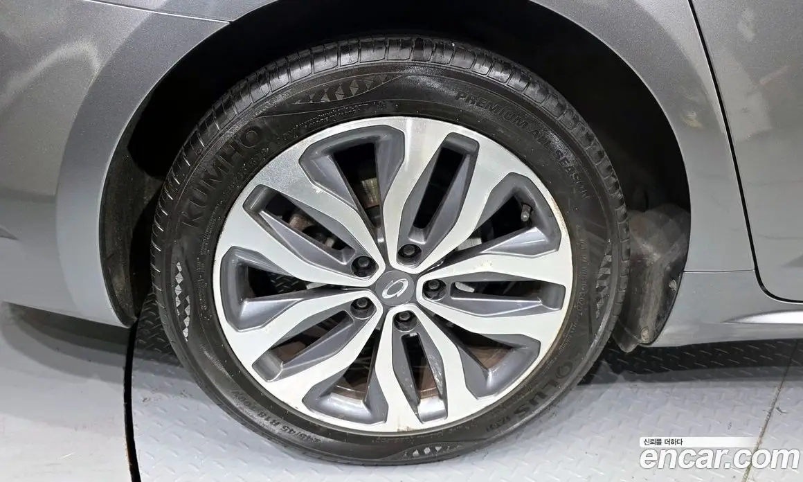 Renault (Samsung) SM6 2016 2.0 автомат (гидро), фото 5 Renault (Samsung) SM6 2016 2.0 автомат (гидро), фото 5