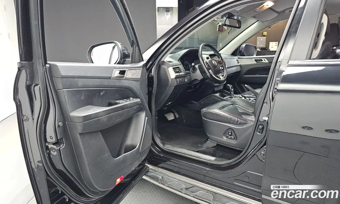 SsangYong Rexton 2018 2.2 автомат (гидро), фото 13