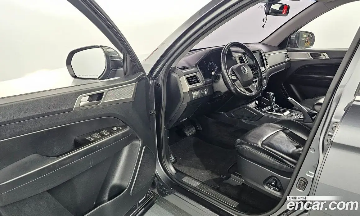 SsangYong Rexton 2019 2.2 автомат (гидро), фото 13 SsangYong Rexton 2019 2.2 автомат (гидро), фото 13