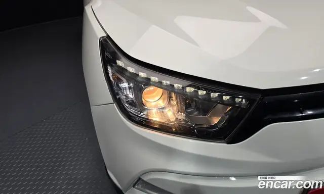 SsangYong TIBOLI 2015 1.6 автомат (гидро), миниатюра 8