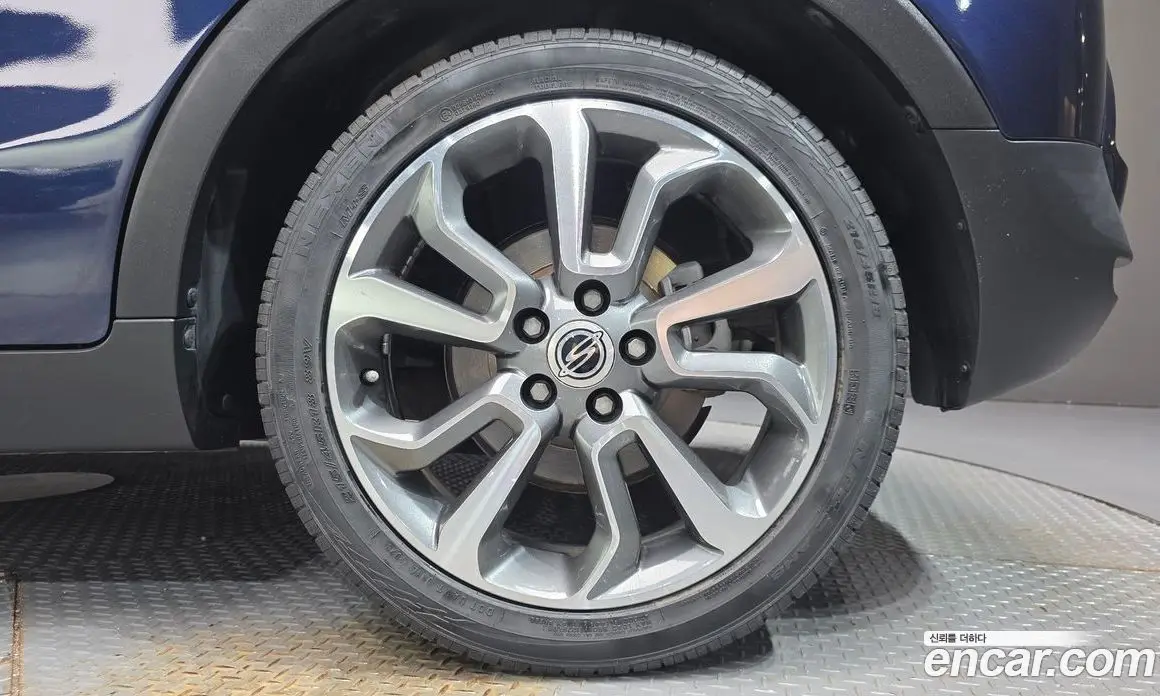 SsangYong TIBOLI 2015 1.6 автомат (гидро), фото 7 SsangYong TIBOLI 2015 1.6 автомат (гидро), фото 7
