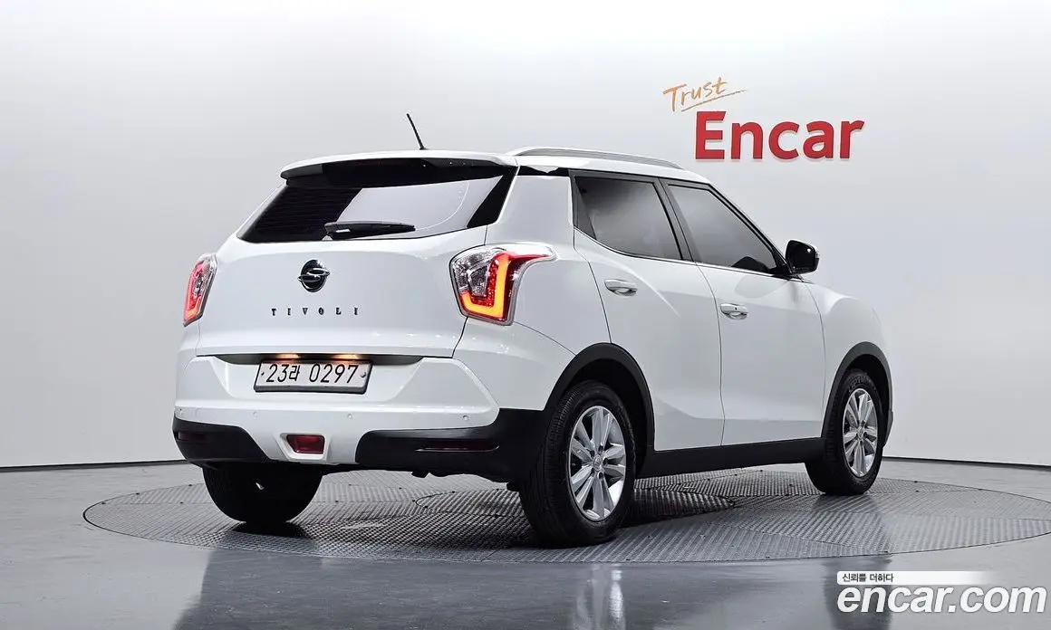 SsangYong TIBOLI 2016 1.6 автомат (гидро), фото 2 SsangYong TIBOLI 2016 1.6 автомат (гидро), фото 2