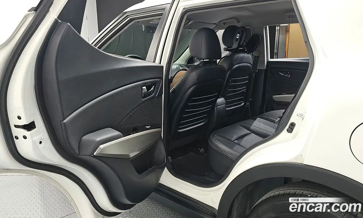 SsangYong TIBOLI 2016 1.6 автомат (гидро), фото 18 SsangYong TIBOLI 2016 1.6 автомат (гидро), фото 18