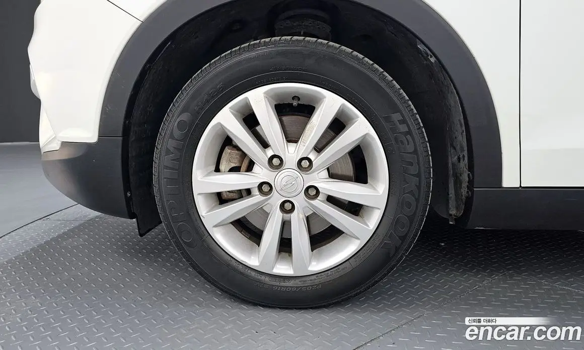SsangYong TIBOLI 2016 1.6 автомат (гидро), фото 5 SsangYong TIBOLI 2016 1.6 автомат (гидро), фото 5