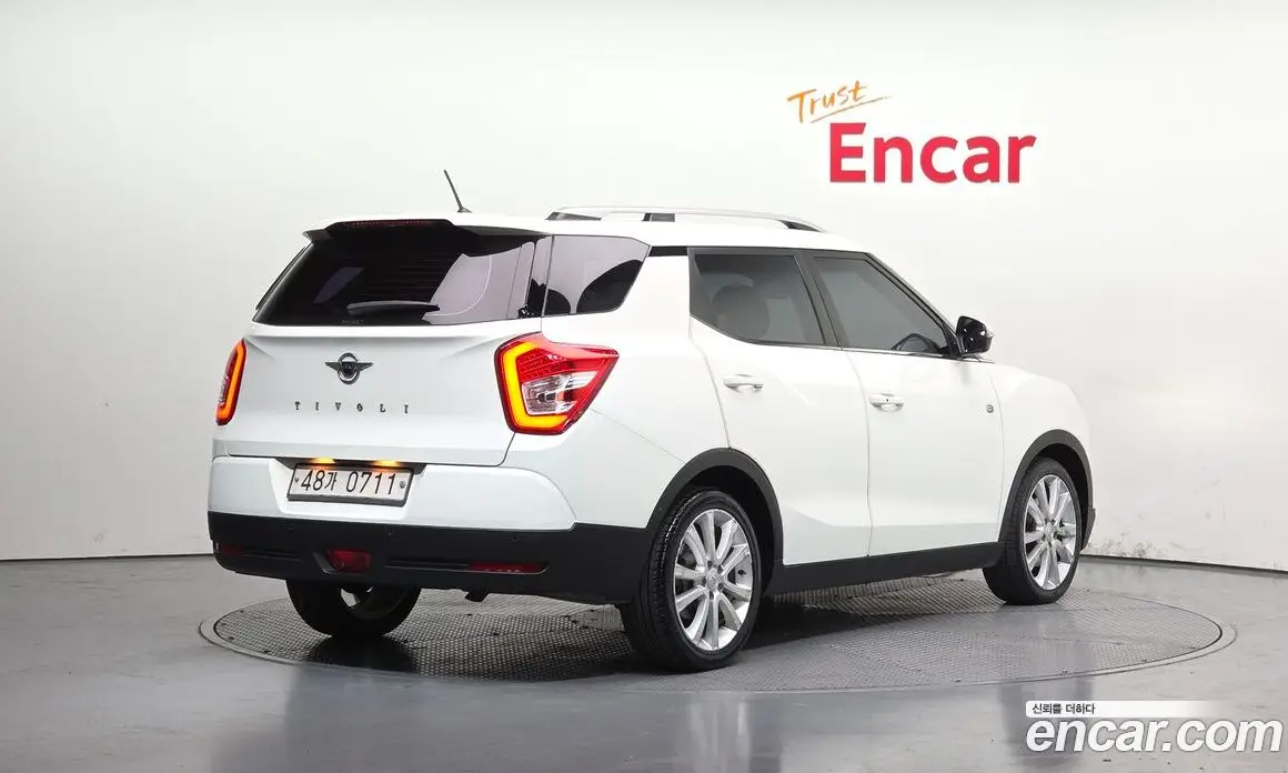 SsangYong TIBOLI 2016 1.6 автомат (гидро), фото 2 SsangYong TIBOLI 2016 1.6 автомат (гидро), фото 2