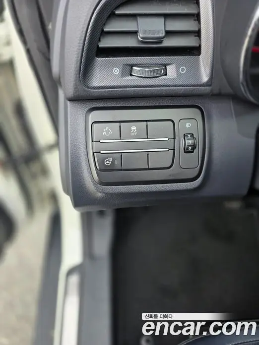 SsangYong TIBOLI 2017 1.6 автомат (гидро), фото 13 SsangYong TIBOLI 2017 1.6 автомат (гидро), фото 13