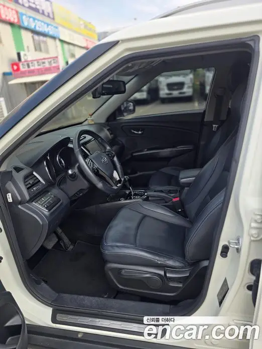 SsangYong TIBOLI 2017 1.6 автомат (гидро), фото 15 SsangYong TIBOLI 2017 1.6 автомат (гидро), фото 15