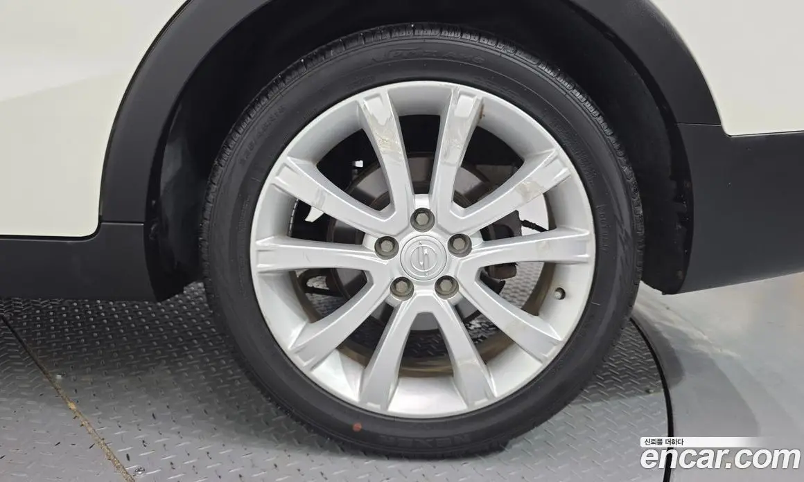 SsangYong TIBOLI 2017 1.6 автомат (гидро), фото 7