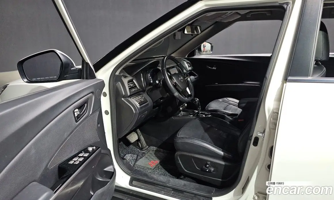 SsangYong TIBOLI 2017 1.6 автомат (гидро), фото 10 SsangYong TIBOLI 2017 1.6 автомат (гидро), фото 10