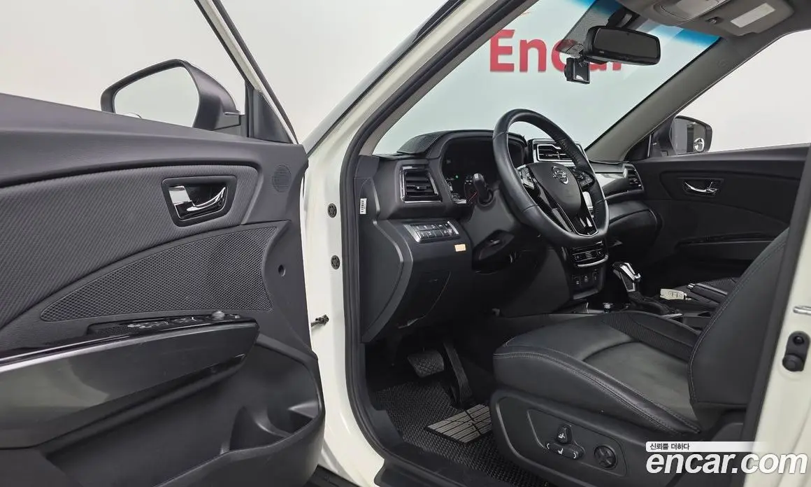 SsangYong TIBOLI 2021 1.5 автомат (гидро), фото 15